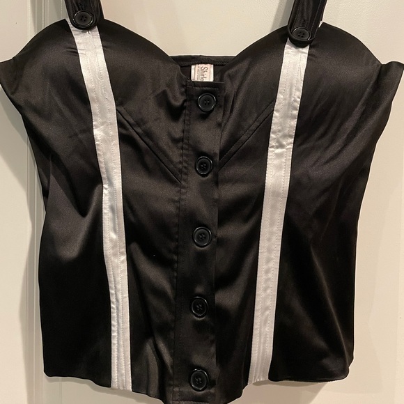 Black and White Corset - Picture 3 of 13